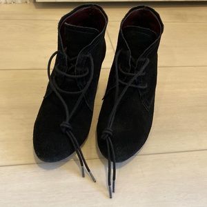 Bcbgeneration Black Suede Heeled Booties Ankle Boots Women's